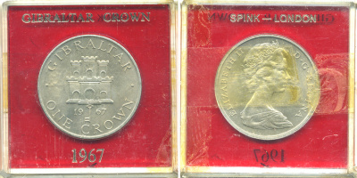Гибралтар 1 крона 1967 Елизавета II (1952-2022), старый замок, в оригинальной пластиковой коробке, первый год чекана KM 4 медно-никель UNC 6-6-1-5