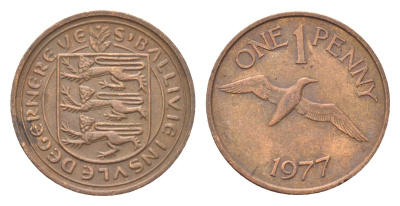 Гернси 1 пенни 1977 Елизавета II (1952-2022), северная олуша в полете KM 27 бронза 4702-721