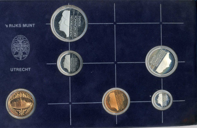 Нидерланды набор из 5 монет + жетон мондвора 1982 в оригинальной упаковке мондвора PROOF 5-4-1-91