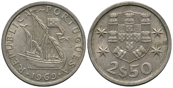 Португалия 2,5 эскудо 1969 парусник KM 590 медно-никель 4576-1263