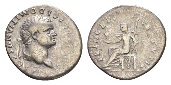 Римская Империя денарий 79 Домициан, в ранге цезаря, CAESAR AVG F DOMIT COS VI, голова Домициана/PRINCEPS IVVENTVTIS, Веста на троне, Рим, (R1) RIC 1087 серебро 1073-1-51