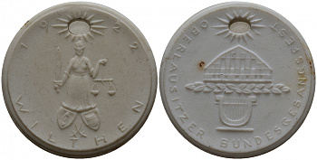 ВИЛЗЕН МЕДАЛЬ 1922 ПРАВОСУДИЕ БЕЛАЯ С ОТВЕРСТИЕМ фарфор 1087-1-51