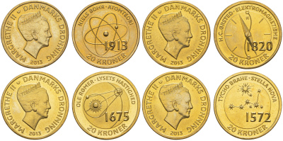 Дания полный набор из 4 монет (20 крон) 2013 Датские ученые - Нильс Бор, Ханс Кристиан Эрстед, Оле Кристенсен Рёмер и Тихо Браге KM 956, 958, 960 и 962 алюминиевая бронза UNC M69-08