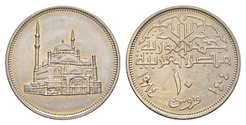 Египет 10 пиастров 1984 KM 556 медно-никель UNC 4161-1127