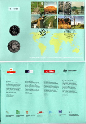 Великобритания и Австралия красочный набор из 2 монет (50 пенсов) 2005 в оригинальном конверте, с марками, первый день гашения KM 404 и 991 BU 8-2-06-43