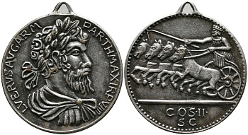 ГРЕЦИЯ МОНЕТОВИДНЫЙ ЖЕТОН ND КОЛЕСНИЦА, Lucius Verus (161-169) Sestertius, СОВРЕМЕННАЯ РЕПЛИКА, С УШКОМ ДЛЯ НОШЕНИЯ белый металл 4531-434
