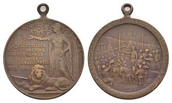 Нидерланды медаль "100-летия независимости Нидерландов 1813–1913" 1913 Прибытие короля Виллема I в Схевенинген, диаметр 29 мм, вес 9 гр бронза 4127-132